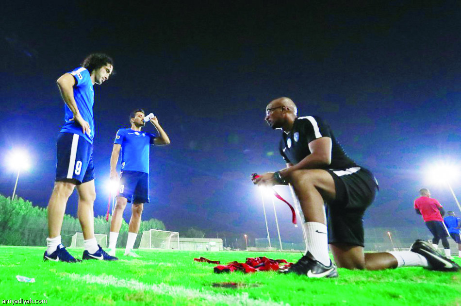 العابد في أبو ظبي.. ودياز يختبر السرعة