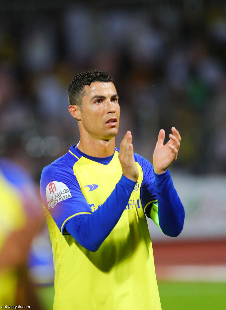 بسبب الكدمة..
فرصة يحيى تتضاءل