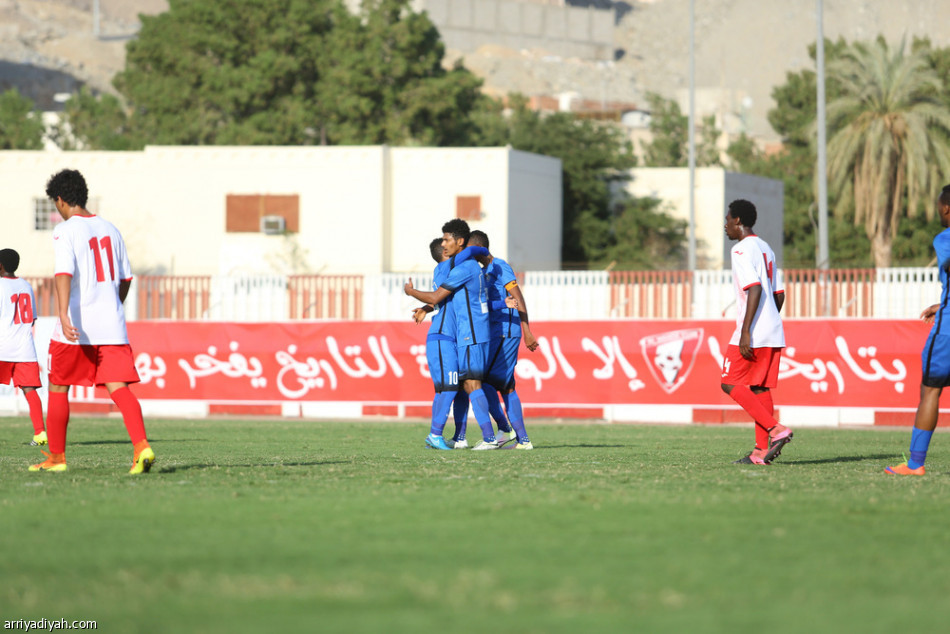 الهلال يعزز صدارته بثنائية في مرمى الوحدة