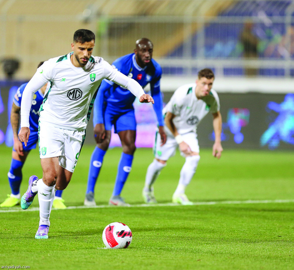 بعد عامين..
الأزرق يكرر السداسية