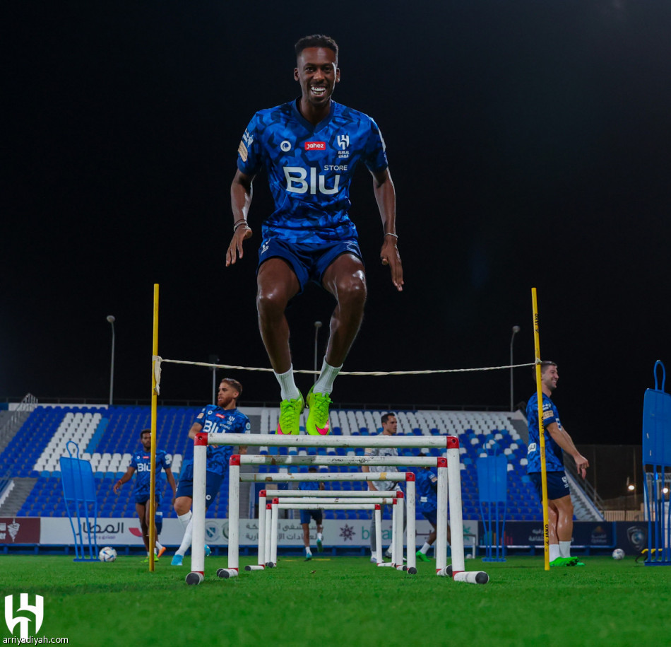 الهلال.. مناورة تطبق خطة الخليج