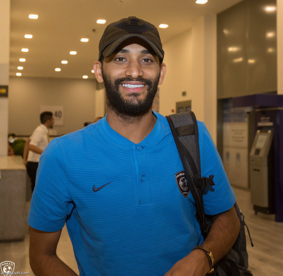 قبل الكلاسيكو.. 
الهلال يمرر.. والاتحاد يصنع