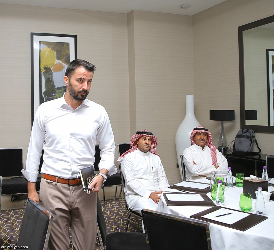 «المسابقات» تنظم ورشة عمل روزنامة الموسم المقبل