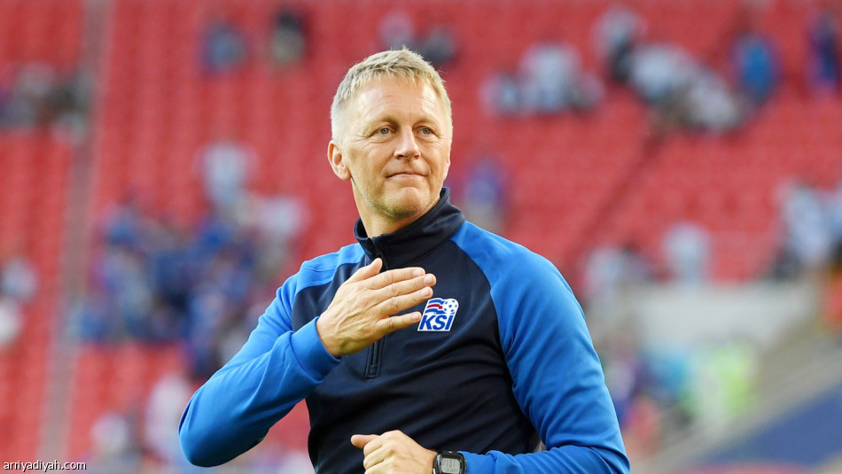 انتظار هوساوي
ينتهي بمناورة