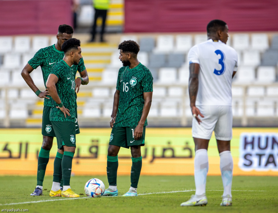 الأخضر يودع أبو ظبي بالتعادل مع بنما