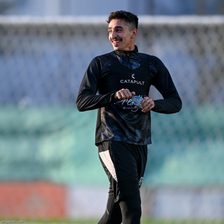 شاموسكا يُريح لاعبي الشباب 24 ساعة