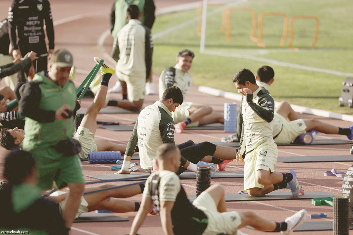 بوليفيا يواصل التحضير