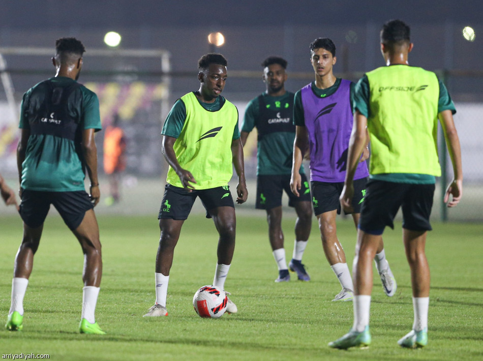 كارتيرون يقسم الاتفاقيين إلى 3