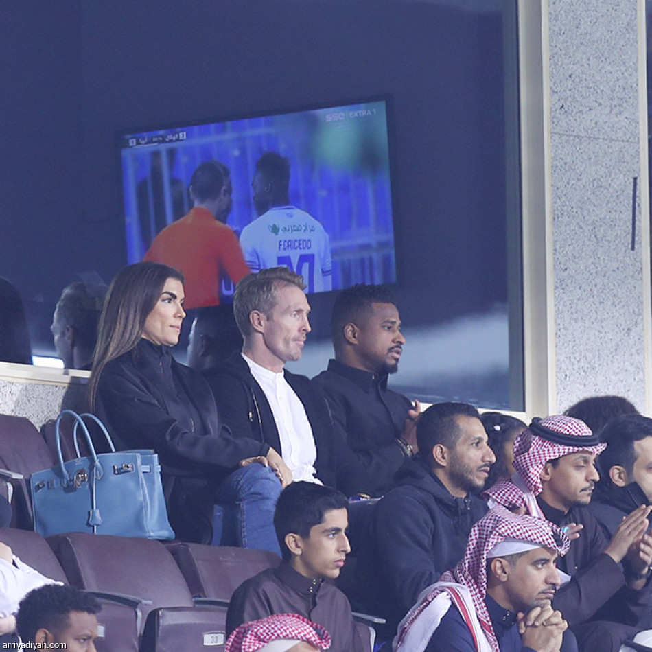 العويس
يظهر بعد 315 يوما