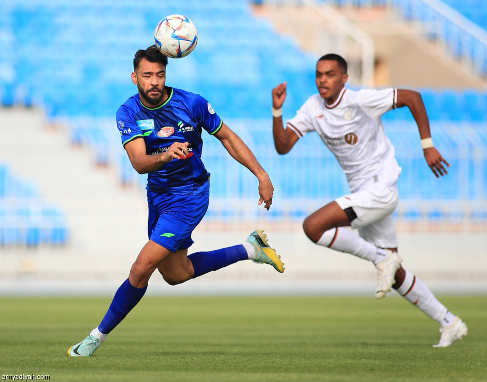 «الرديف».. الفتح يستعرض برباعية الشباب