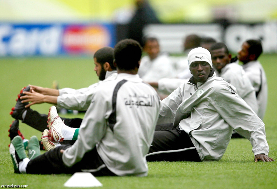 11:00 صباحا
التجمع يبدأ.. والتدريبات مغلقة