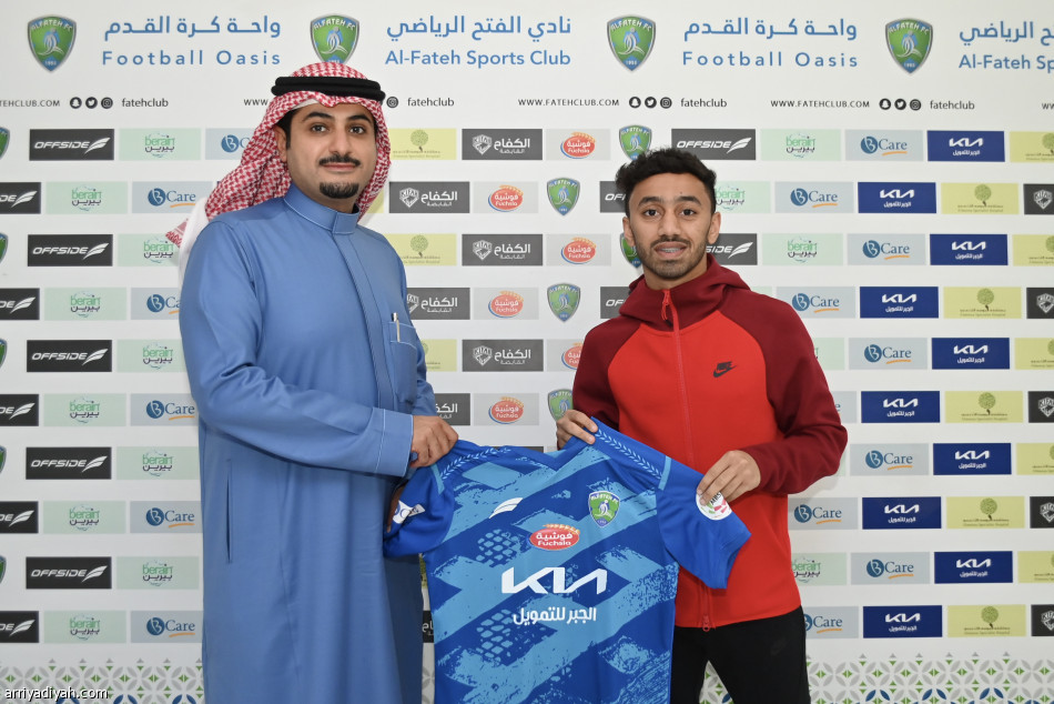 الفتح يستقبل دونيس ويضم الخليف