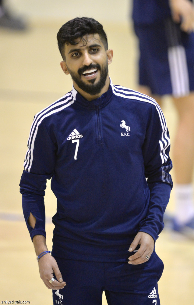 الغبار يجبر الاتفاق على تدريبات الصالة