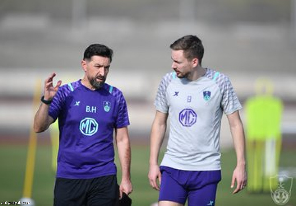 الأهلي يستعيد الربيعي وعسيري