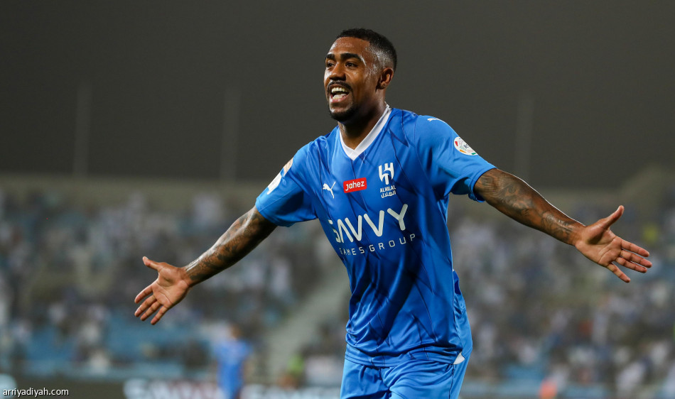 الهلال يمزق شباك الرياض في ليلة مشاركة نيمار