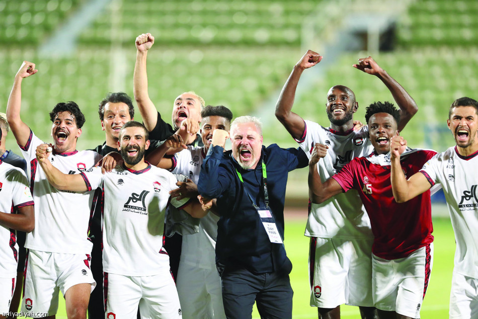 أسقط الفرسان.. 
الرائد يعيد ذكرى 2016