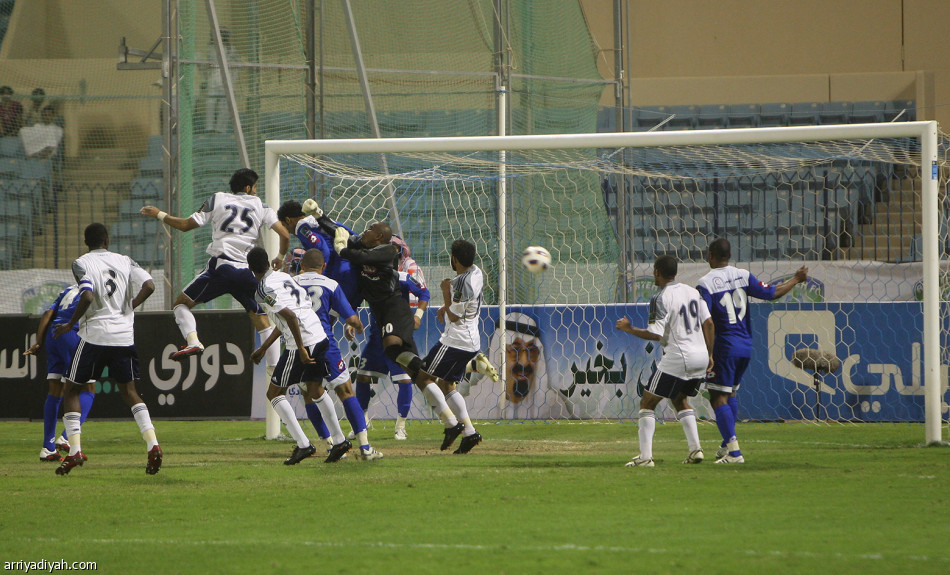 تاريخيا.. الهلال يقسو على الفتح في الأحساء