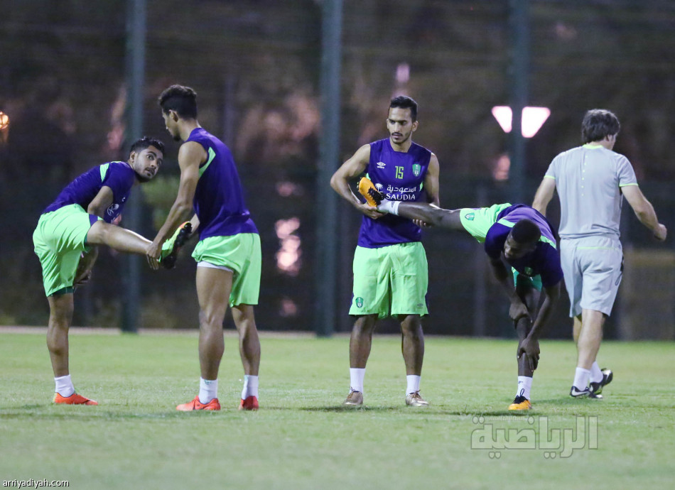 الطيران يغيب السومة عن مران الأهلي
