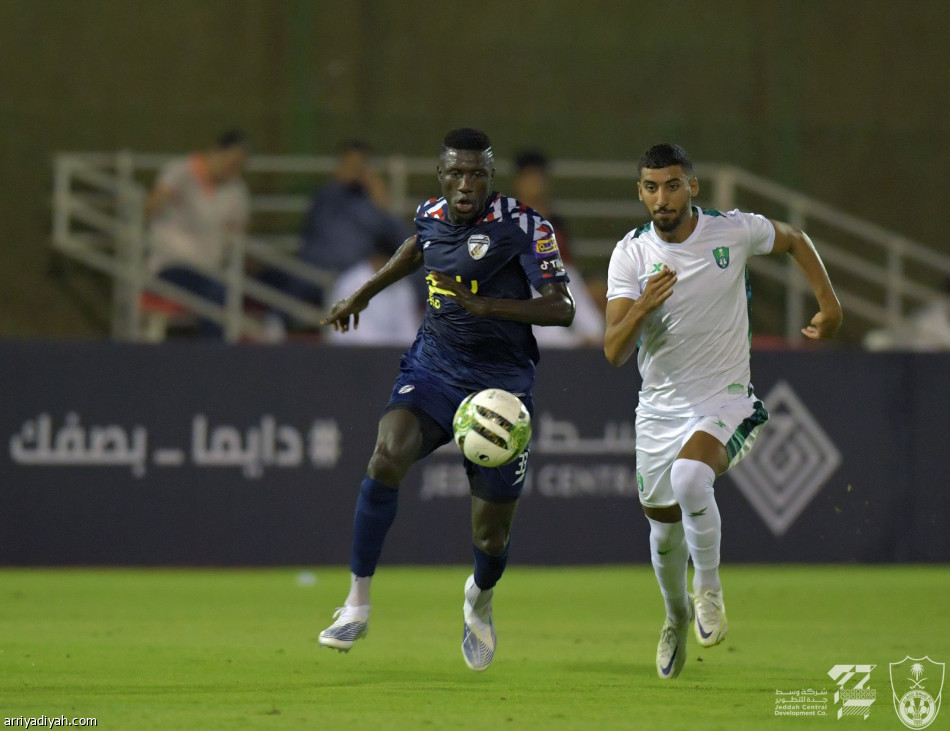 الأهلي يكسب تجربة جدة بهدفين