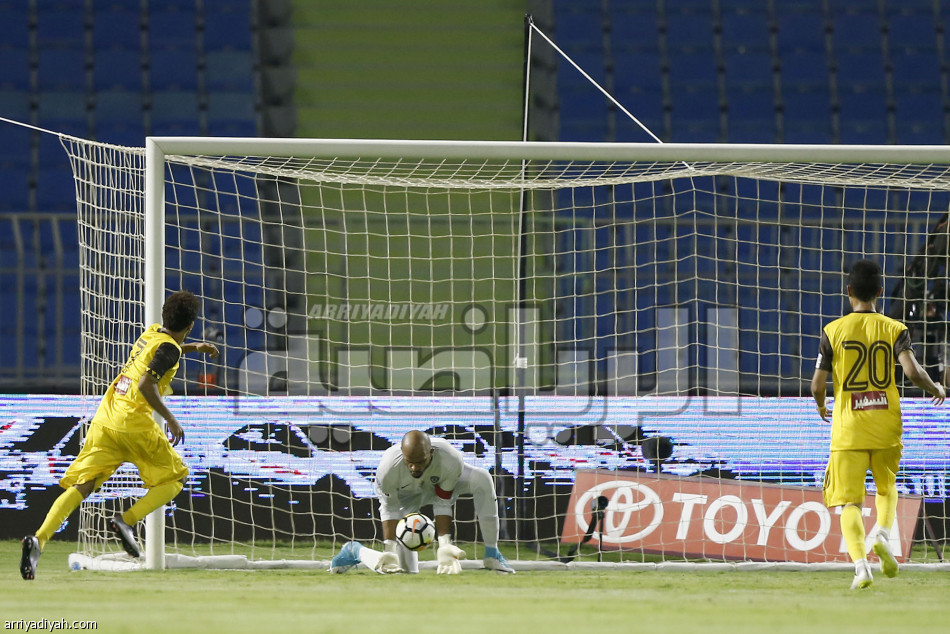 الحبسي يحافظ على نقاط الهلال في ظهوره الأول