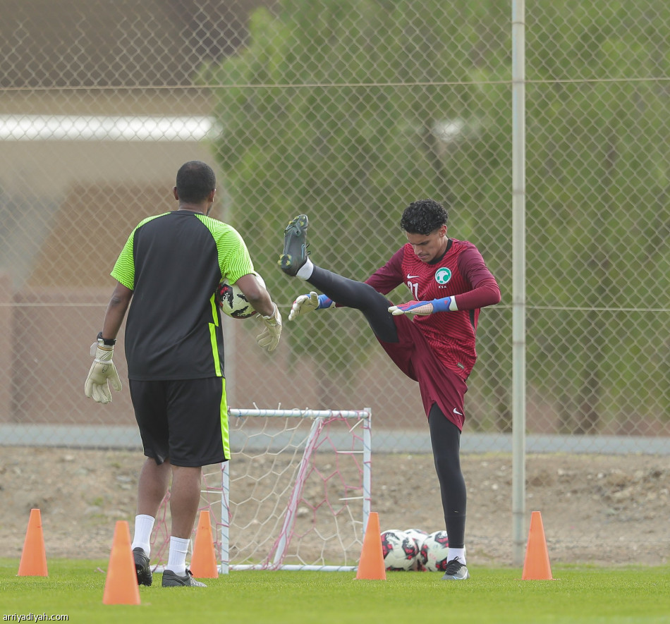 الأخضر الشاب يواجه طاجيكستان في التجربة الثانية