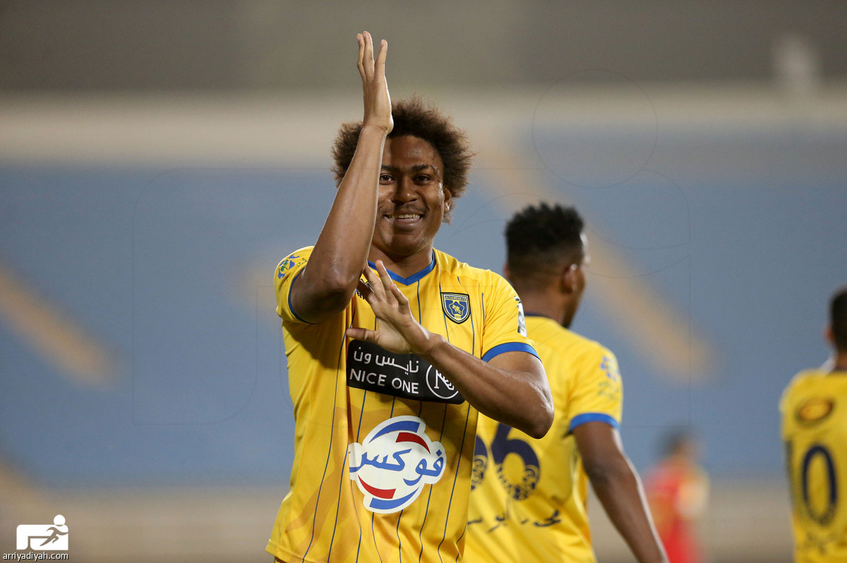 التعاون والقادسية.. تأهل أصفر «صور»