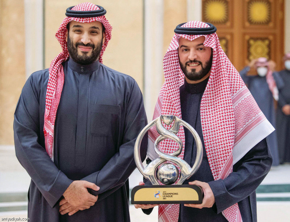 ولي العهد مهنئا الهلاليين:
جهدكم مقدّر.. والإنجاز للوطن