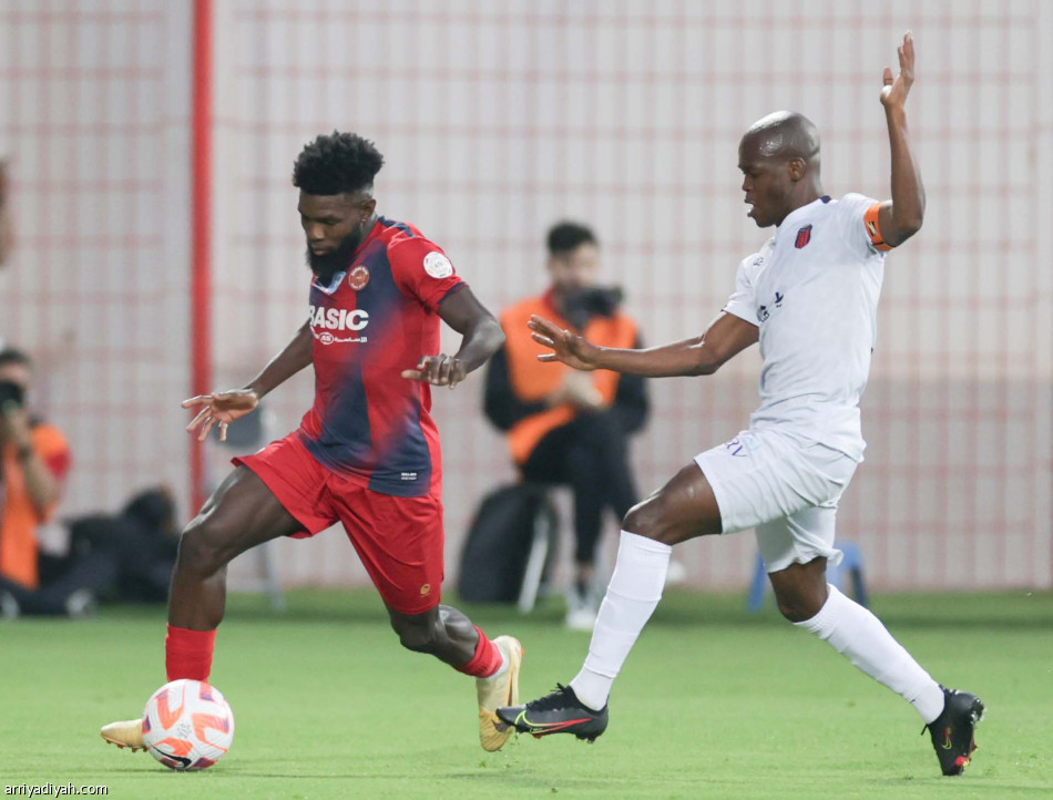 ضمك يحبط الرياض بـ«تعادل قاتل»