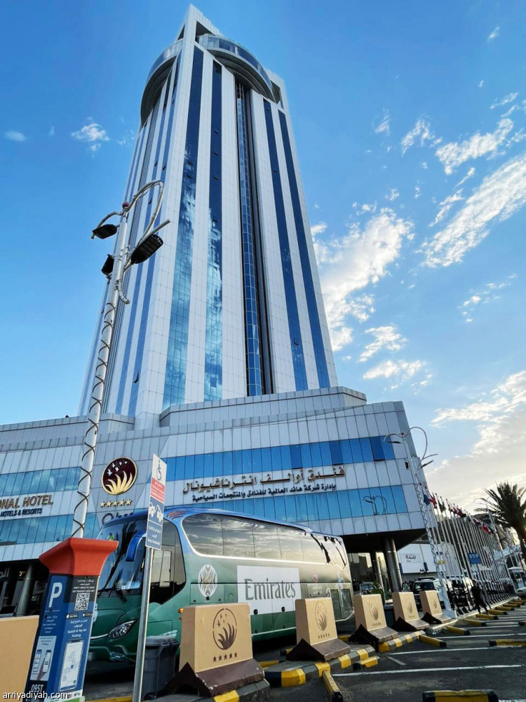 الهلال والنصر..
الفارق 15 دقيقة