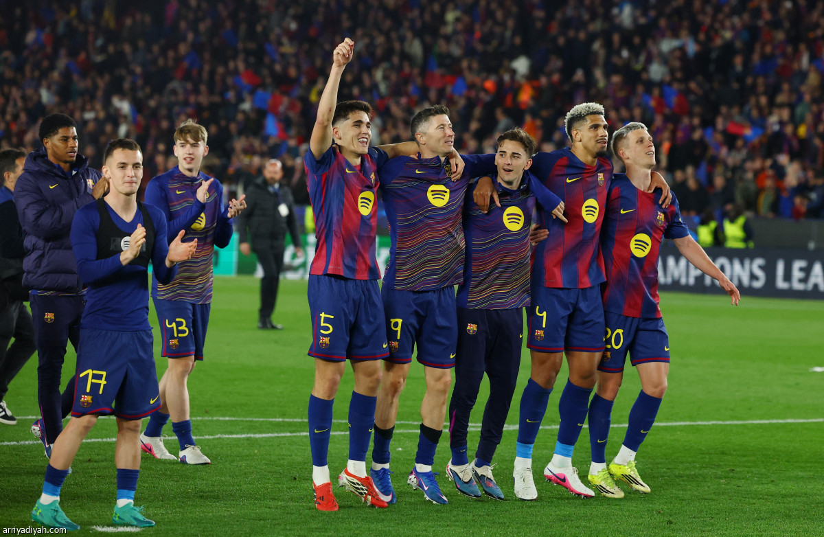 برشلونة يعبر