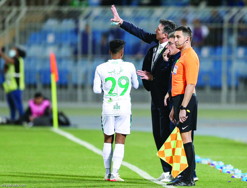 3 عوامل وراء
الطوفان الأزرق