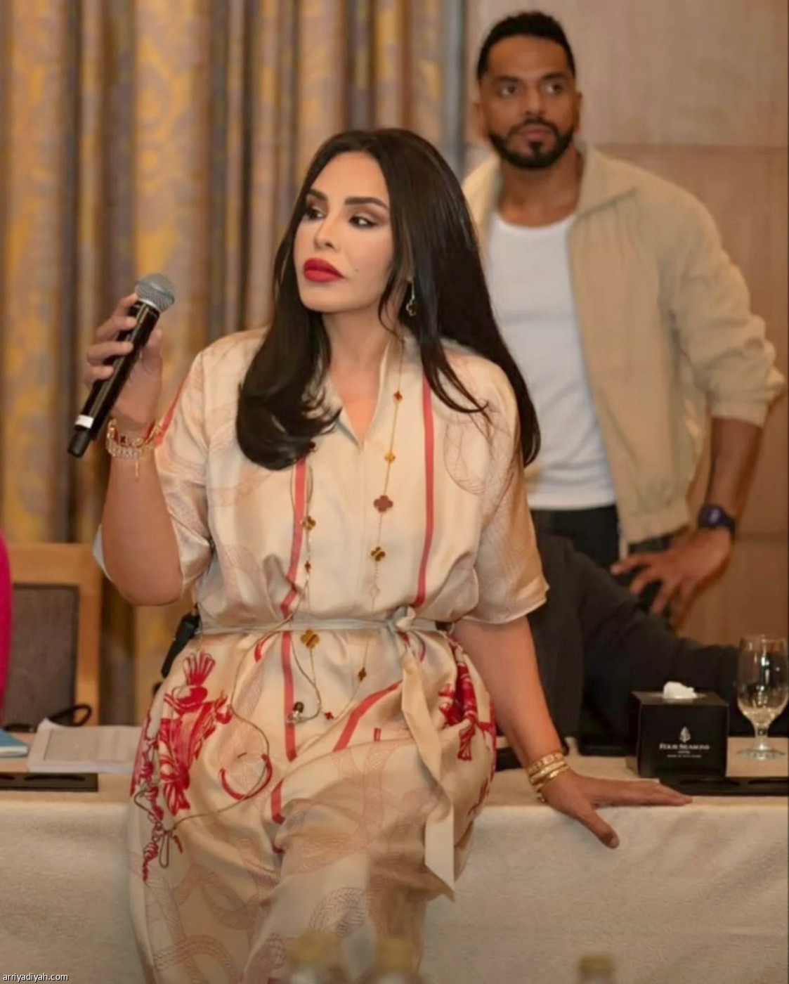 أحلام تستعد