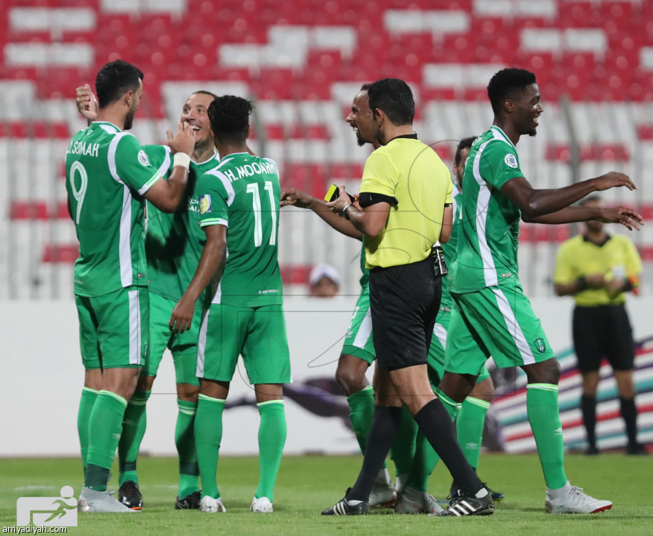 الأهلي يطمئن جماهيره بثنائية المحرق