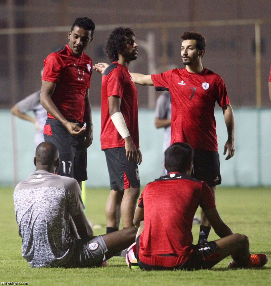 سامي يغلق تدريبات الشباب قبل الهلال