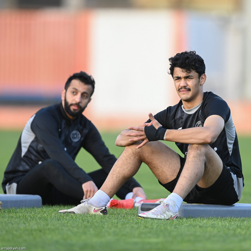 الشباب يعيد جونيور.. ويكثف التدريبات اللياقية