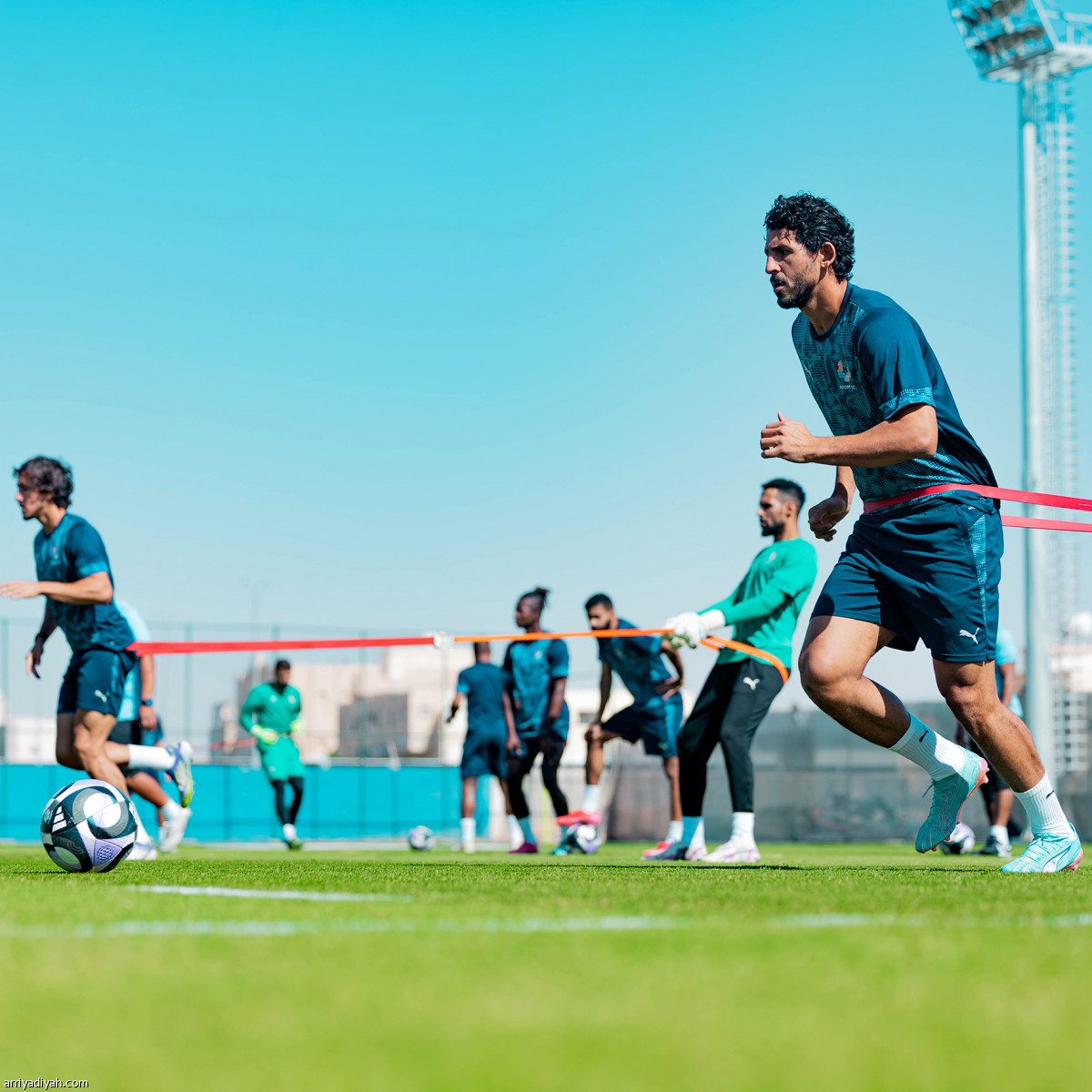 نيوم.. تكثيف لياقي