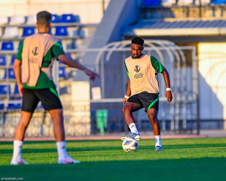 الأخضر الأولمبي.. بناء تحت الضغط العالي