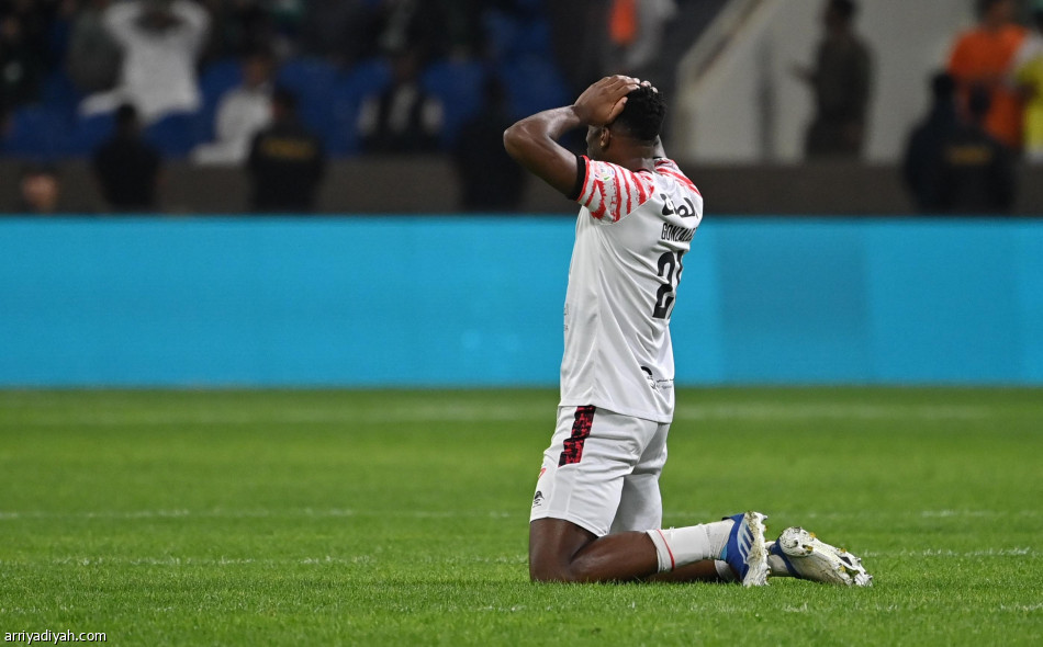 عقدة الرائد تعيد الأهلي إلى «السلبية»