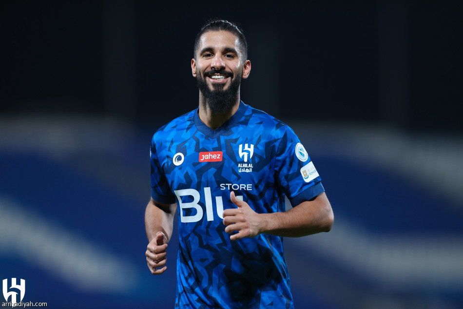 قبل الوحدة.. دياز يناور «هلال19»