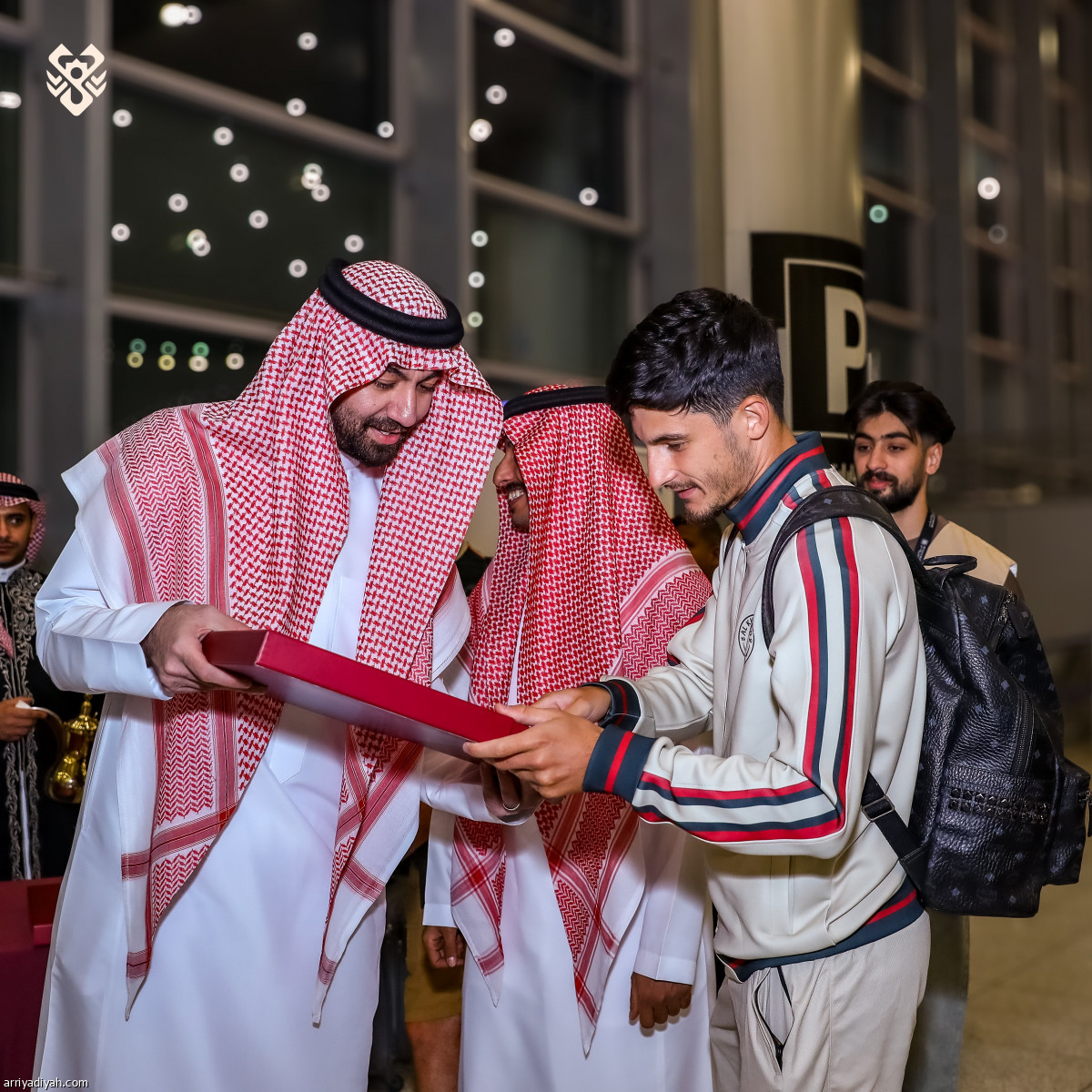 الخلود يعود