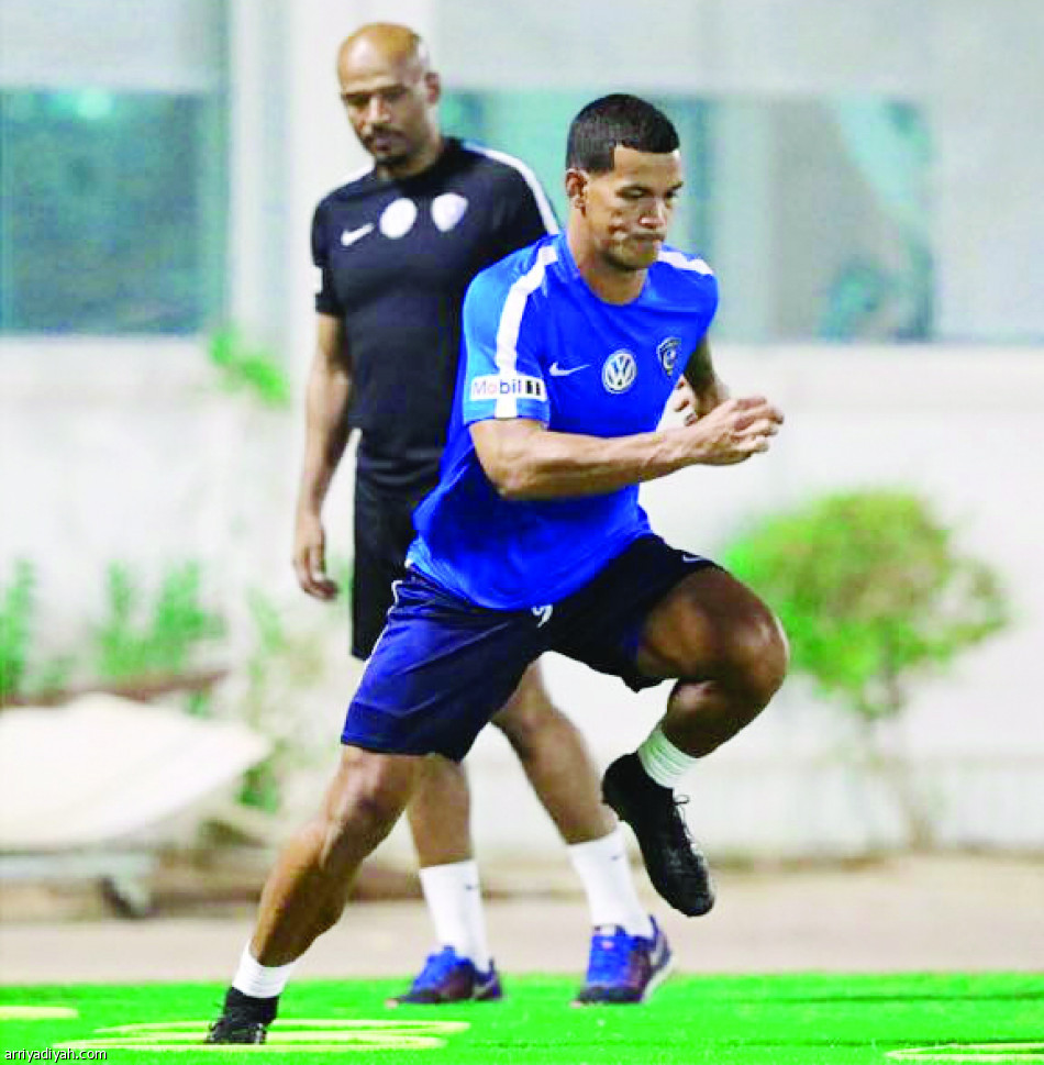 دياز يجهز الفرج.. ويزج بـ“ماتياس”