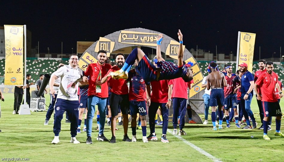 الخليج
بطل دوري «يلو»