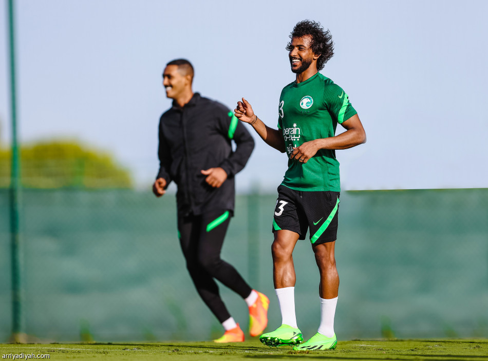 إنجليزي وأمريكي
أكبر داعمي الإكوادور