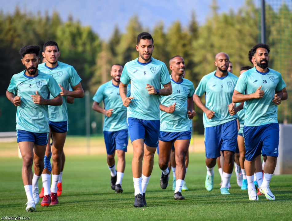 الفتح  يدشن معسكر سلوفينيا بـ«الفترتين»