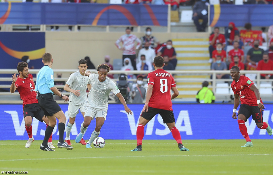 الهلال يخسر برباعية.. ويحل رابعا