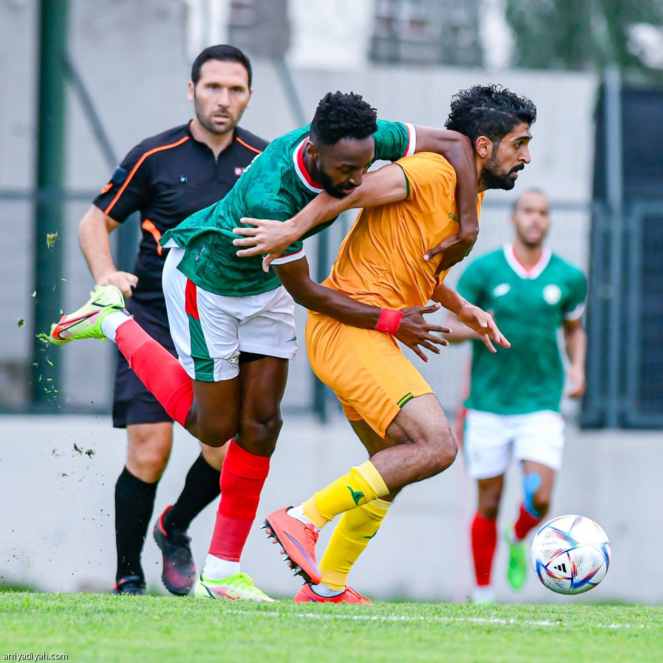 الاتفاق يكسب الخليج في إزميت