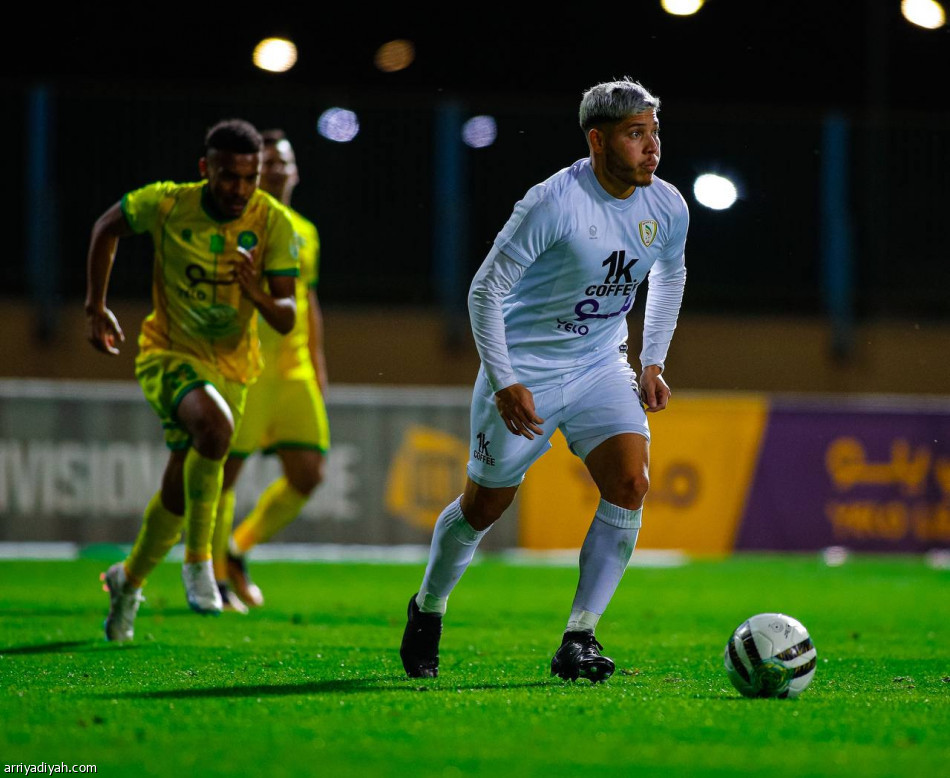 العروبة يوقف نجران.. ويصعد مركزين