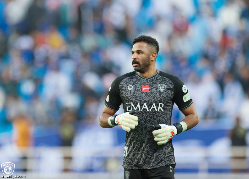 44 مرة.. 
الأزرق ينتصر بهدف