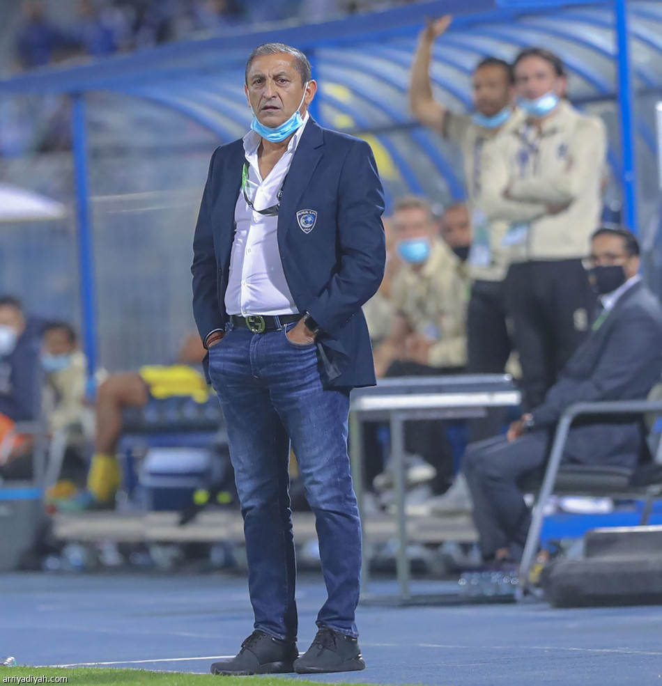 الخبرة
سلاح رازوفيتش