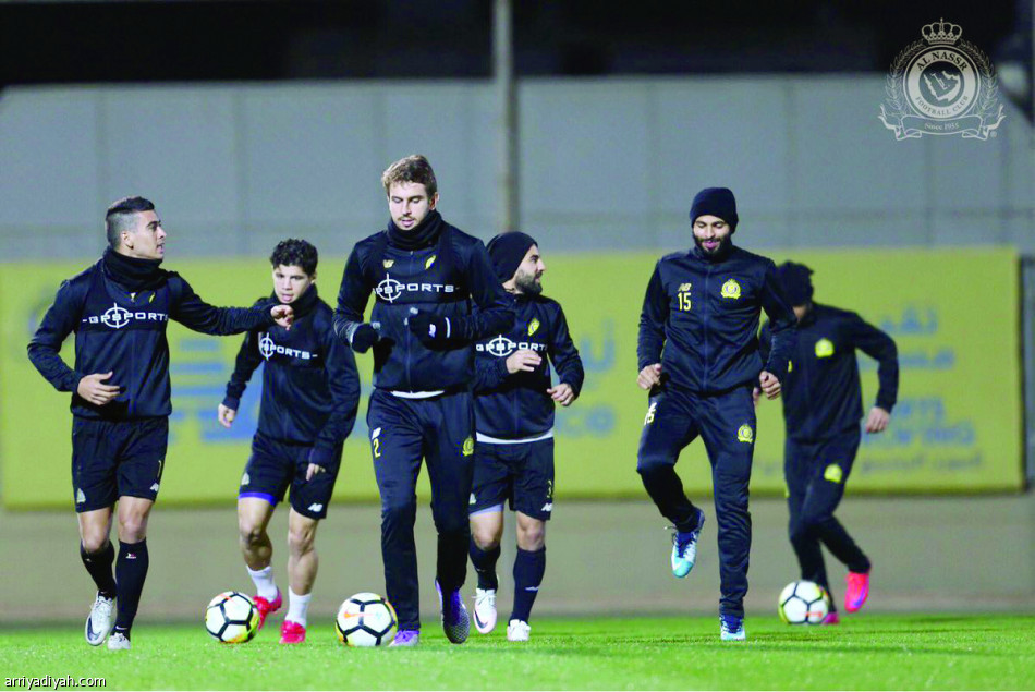 عودة الثلاثي تنعش جوستافو قبل الزلفي